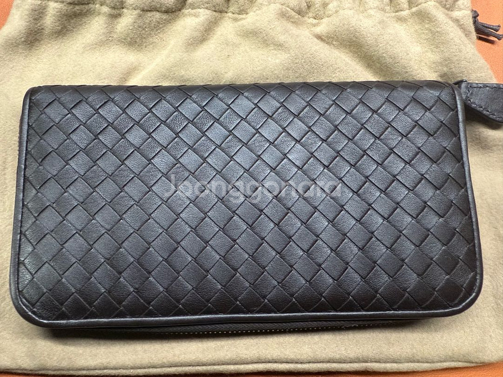 보테가베네타 인트레치아토 클러치백--0