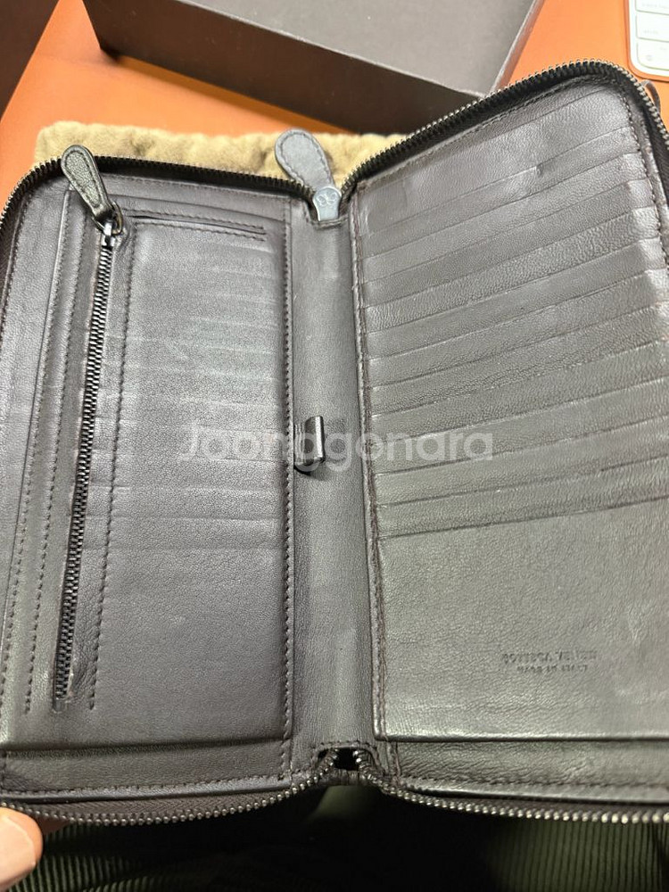 보테가베네타 인트레치아토 클러치백--3