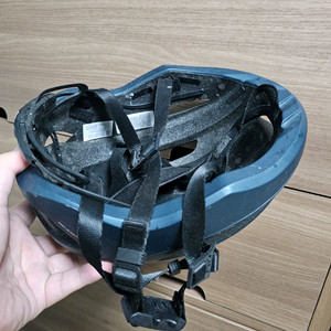 자전거 헬멧 크랭크 버커 L