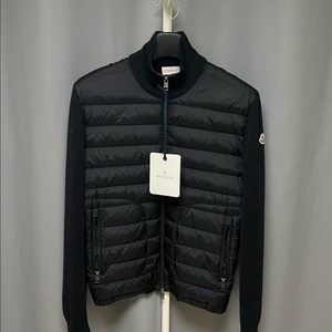 [정품] 몽클레어 니트패딩 블랙 L size