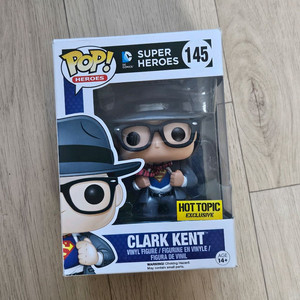 펀코 팝 DC 슈퍼맨 클락켄트 피규어