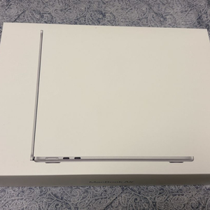 맥북에어13 M4 16gb 256gb 실버 미개봉 팝니