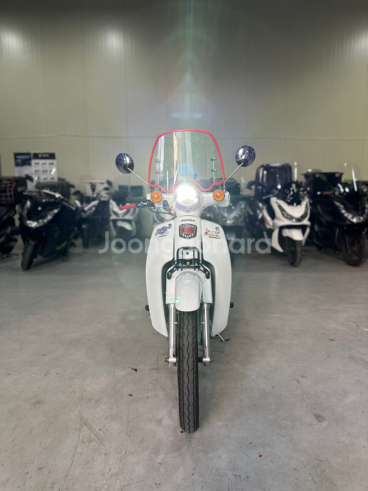 23년식 슈퍼커브110 16@@@km 깔끔한 차량 판매합니다.--2