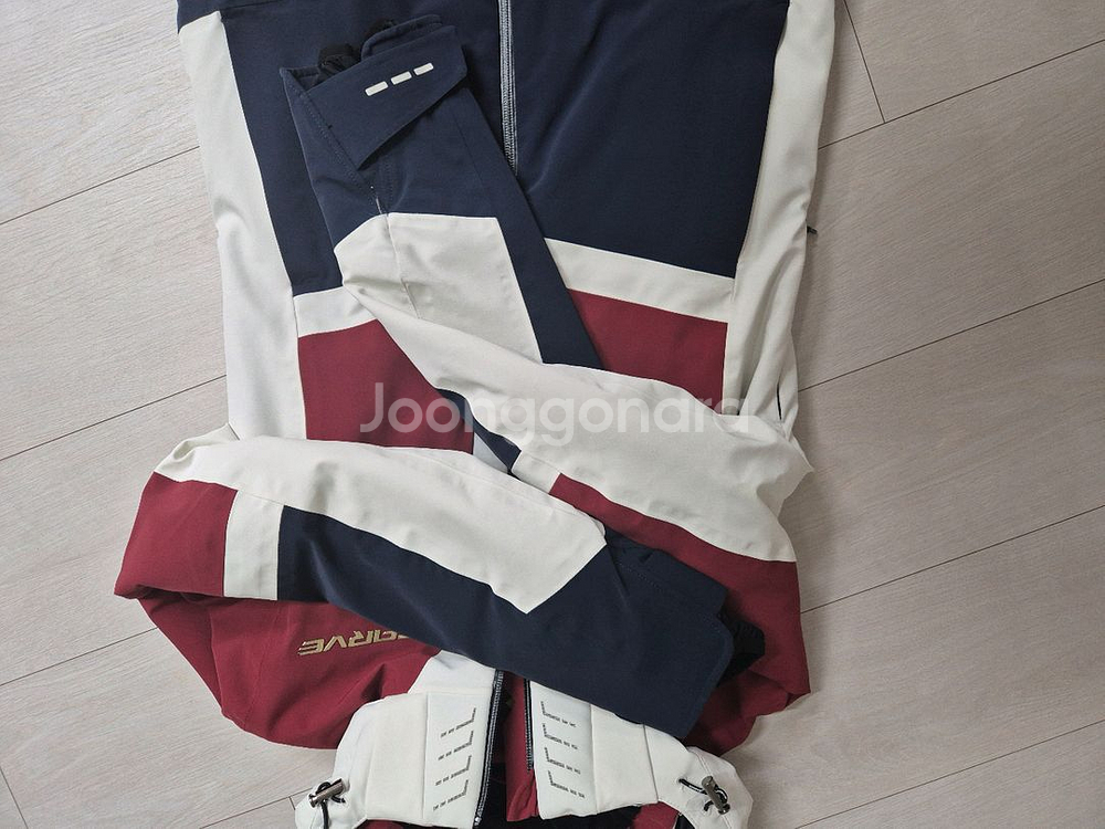 카브 여성용 스키복 S사이즈--2