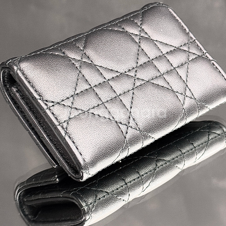 [풀구성,새상품급]디올 까나쥬 미스 마이 글리신 중지갑 S0966--9