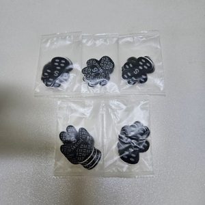 강아지 미끄럼 방지 발바닥 스티커 산책용품