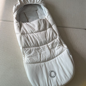 부가부 풋머프 화이트