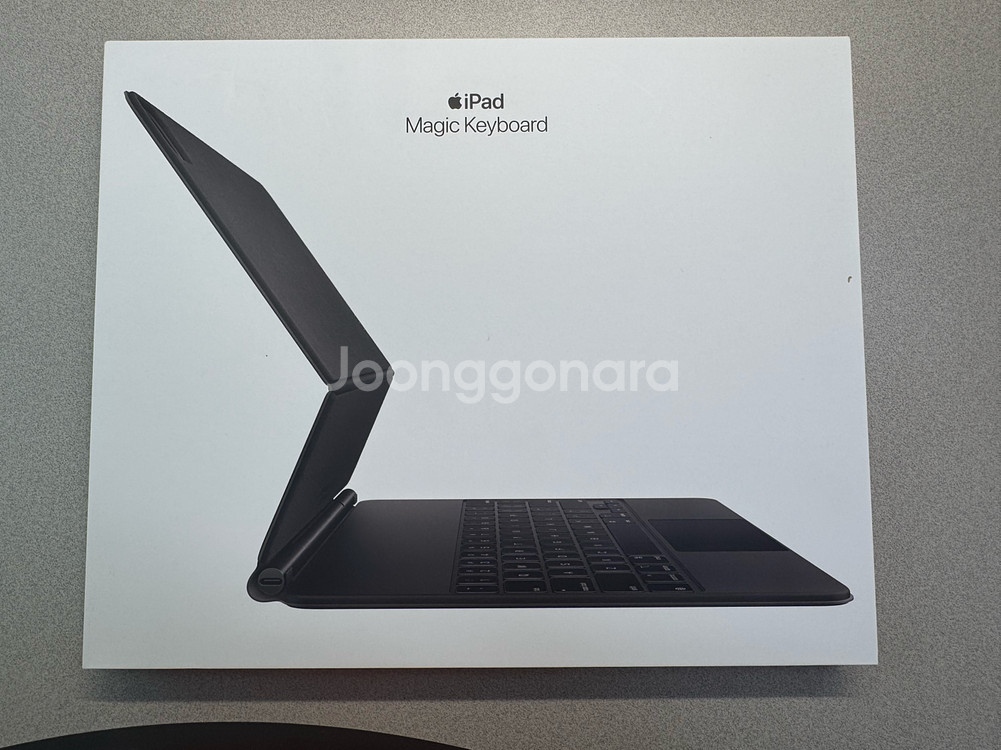 아이패드프로 13M4 wifi256+매직키보드--3