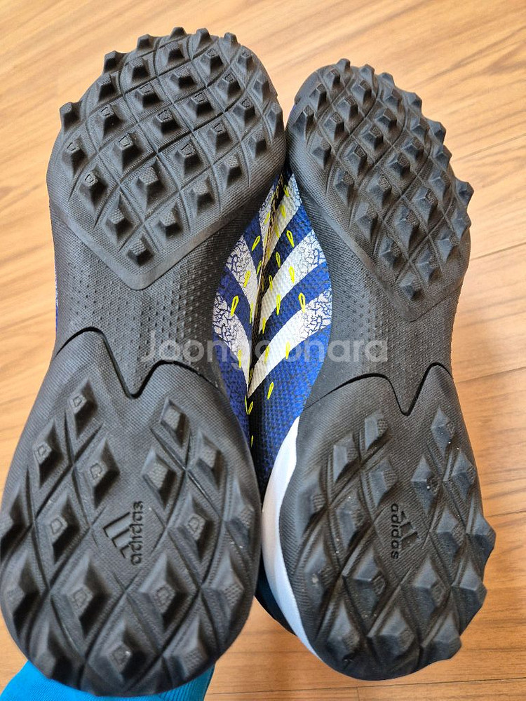 아디다스 프레데터 축구화--3