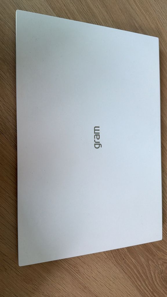 LG 그램 17인치 노트북--2