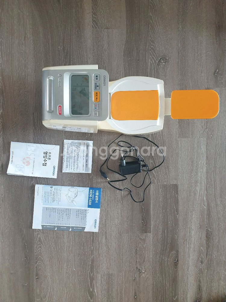 가격내려...자동 전자혈압계 hem-1020--2