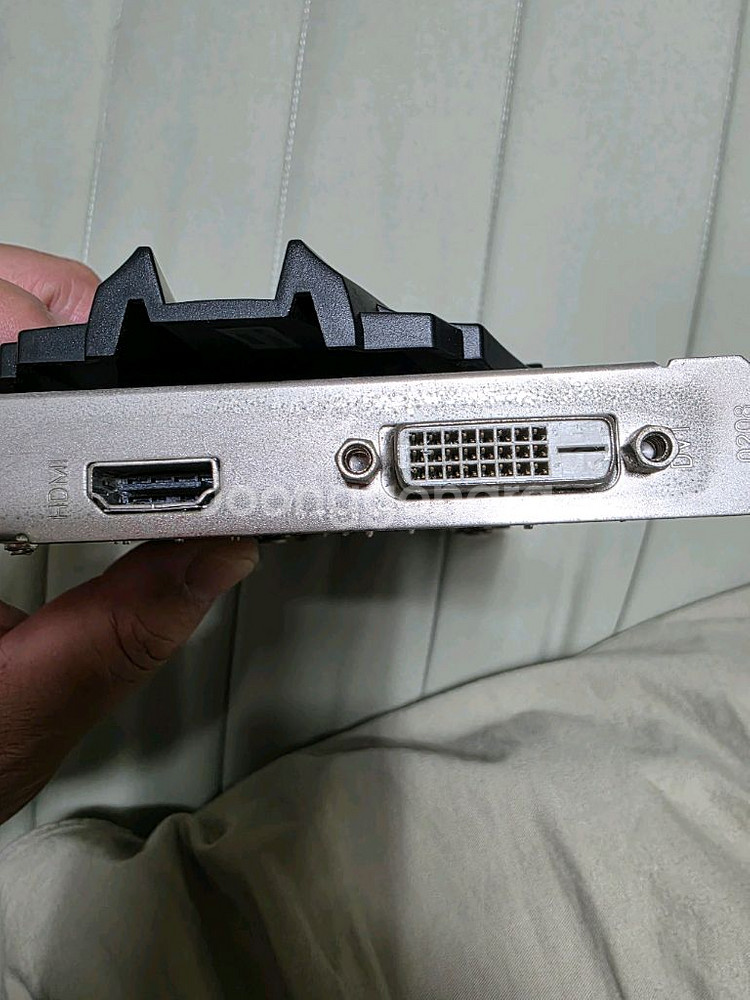 갤럭시 GT1030 팝니다.--3