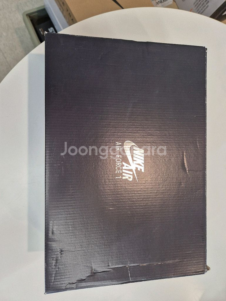 나이키 에어포스 우먼 하이 새상품. 250--5