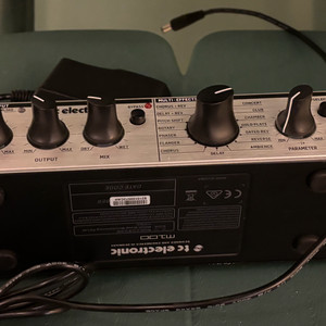 TC일렉트로닉 M100 이펙터