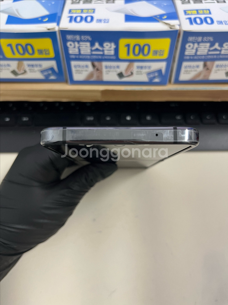 갤럭시Z플립4 256G 그레이 센터판 SSS급!--2