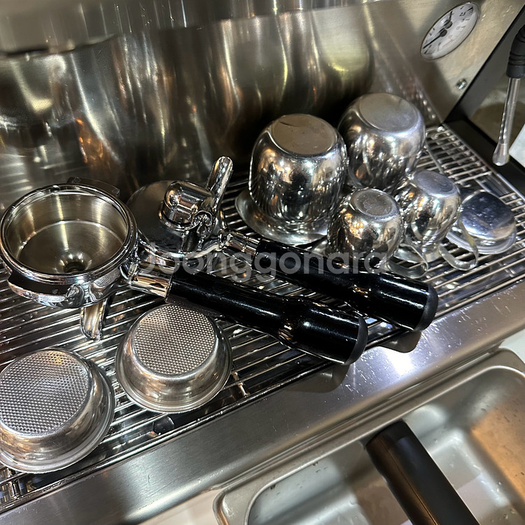 콘티아이언 PID2그룹 반자동 커피머신--4