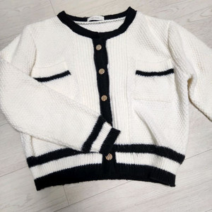 밀스튜디오 여성 니트 가디건