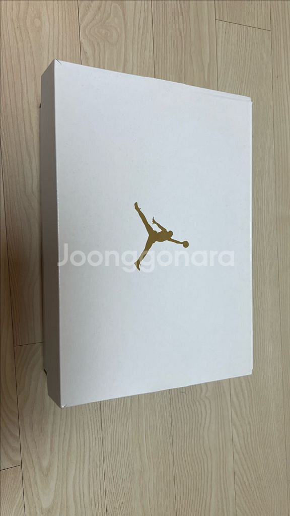 나이키 조던 1 로우 울프그레이 팝니다 240사이즈--4