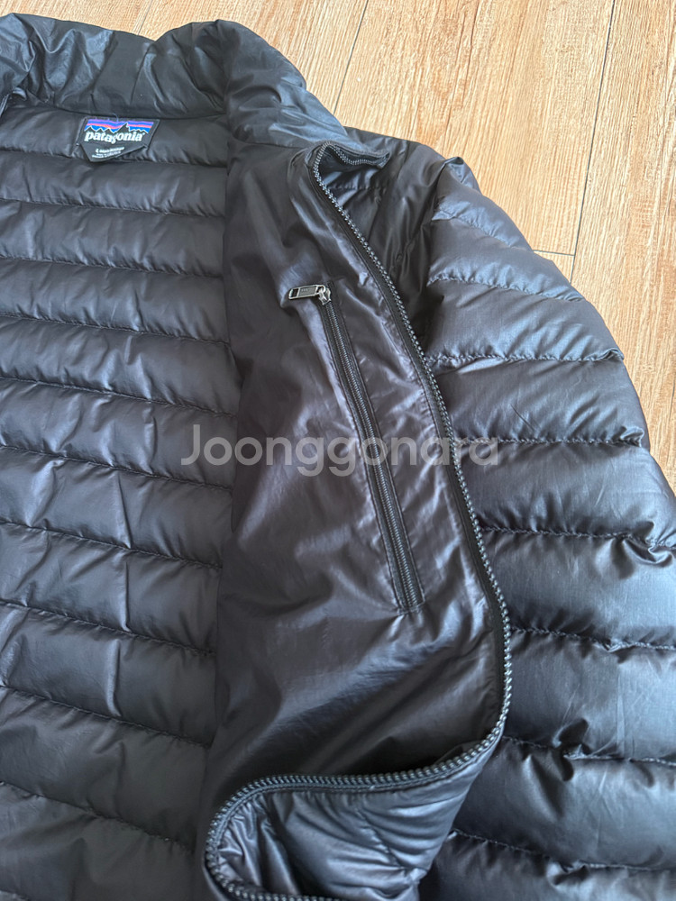 [L] 파타고니아 다운 스웨터 자켓 패딩 블랙--3