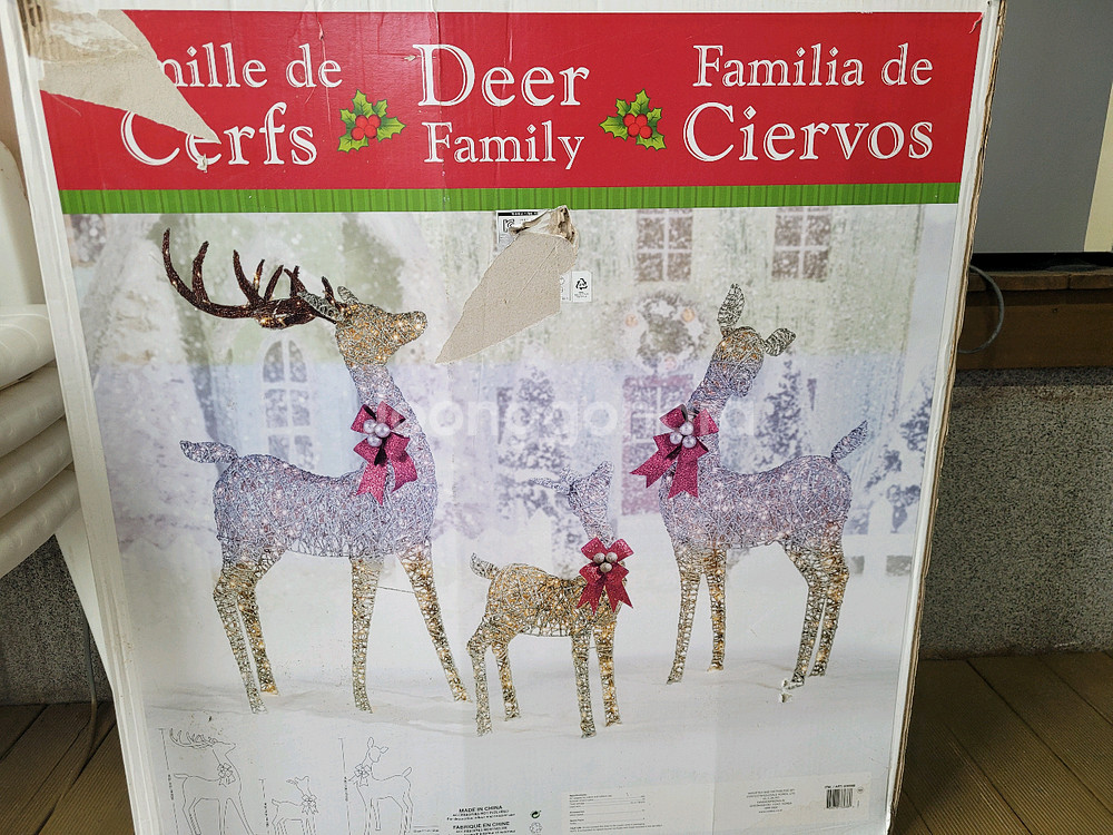 코스트코 크리스마스 리본 사슴가족 LED 장식 미개봉 새상품--2
