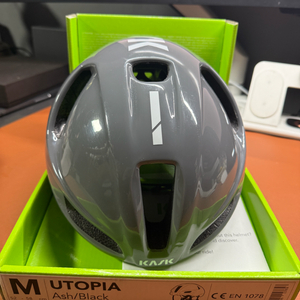 카스크 유토피아 그레이 자전거 헬멧 M사이즈