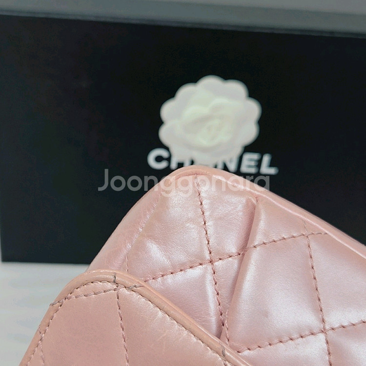 샤넬 미듐 카프스킨 크로스백--5