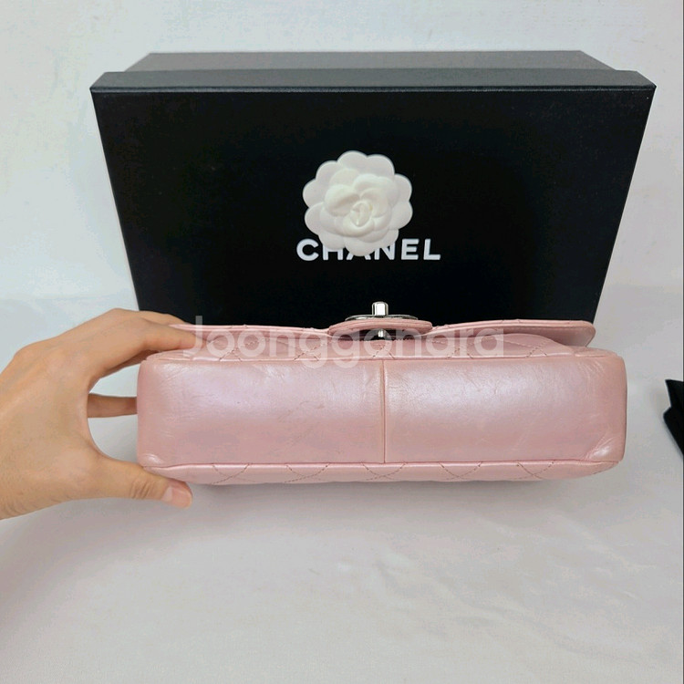 샤넬 미듐 카프스킨 크로스백--6