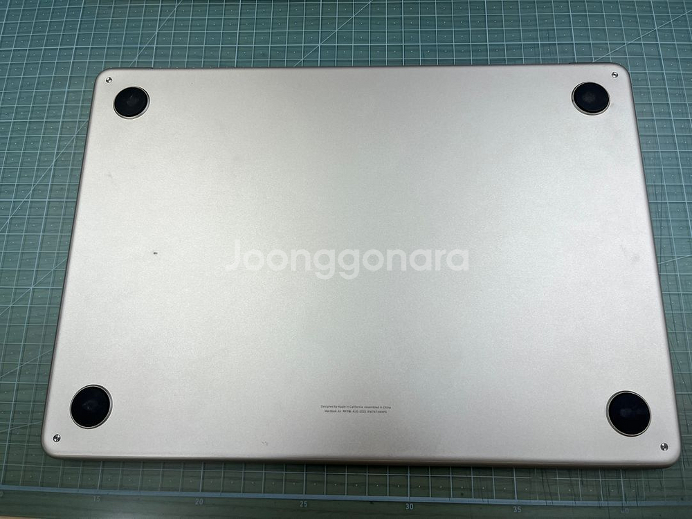 맥북 에어 M2 / 2022 / 13인치--1