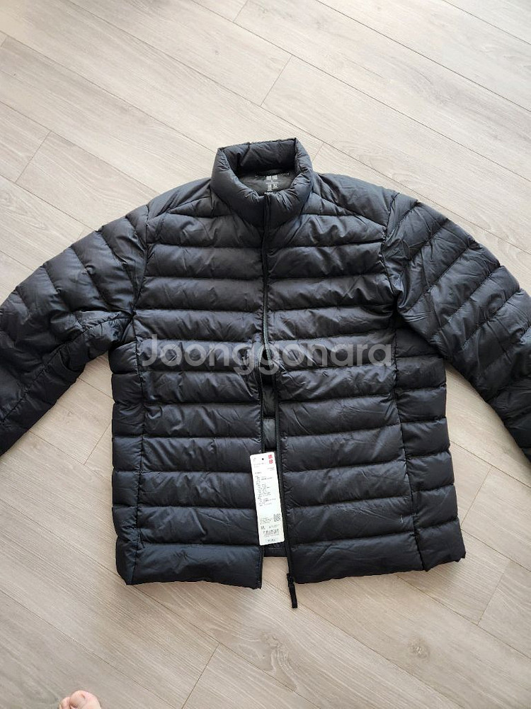 유니클로 울트라 라이트다운 경량패딩--0