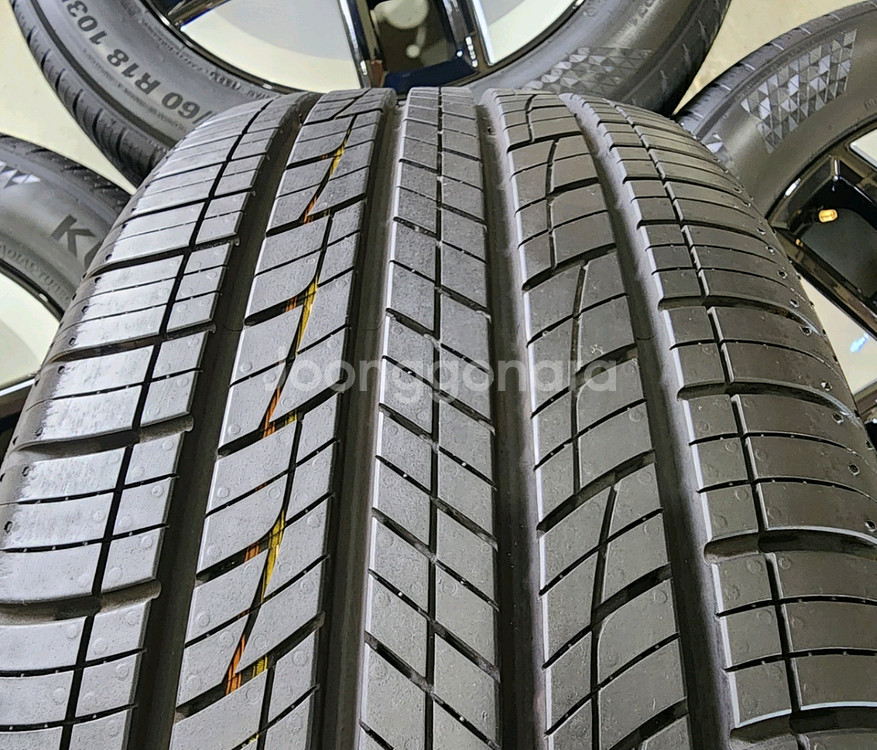 디올뉴 싼타페 mx5 임판 18인치 휠타이어, 금호 235 60 18--8