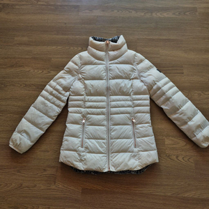 캘빈클라인 구스다운 점퍼 새상품수준