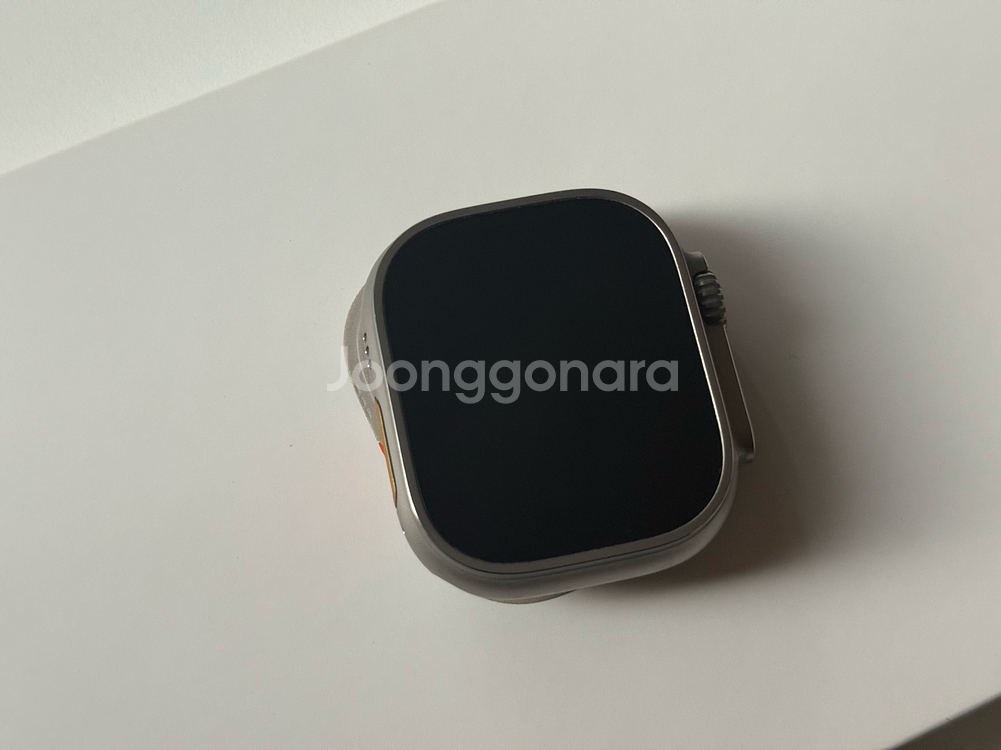 애플워치 울트라2 49mm 티타늄 S급 97% + 스트랩 66만--3