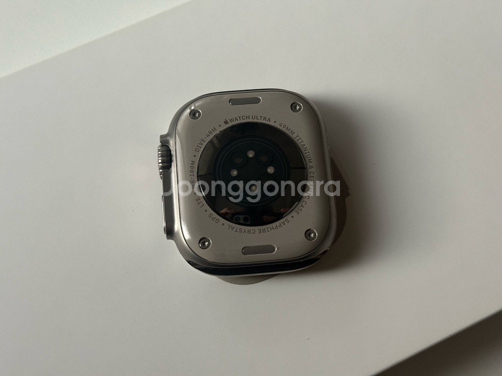 애플워치 울트라2 49mm 티타늄 S급 97% + 스트랩 66만--4