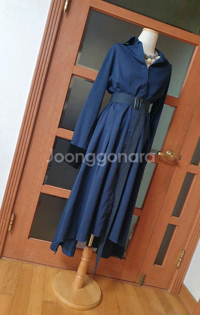 (무배-새제품)딘트 벨벳포인트 롱셔츠원피스-벨트포함--2