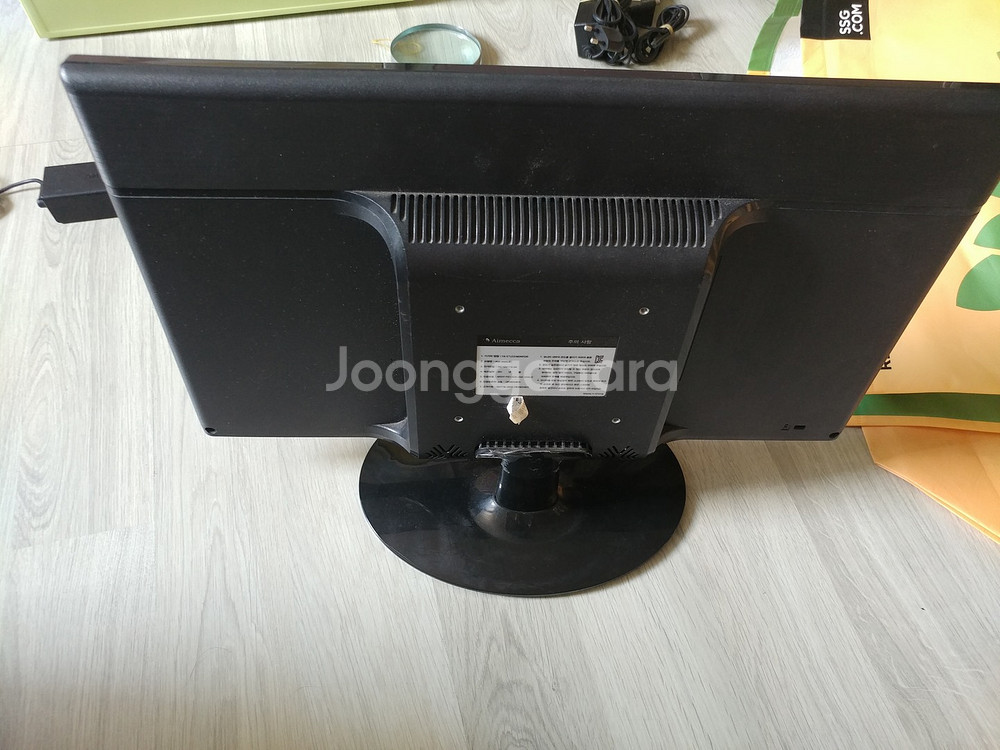 구형 모니터 LG 24MP55HQ 24인치, 삼성 S24F350FH 24인치, 에이메카 AM-240LE 24인치--3