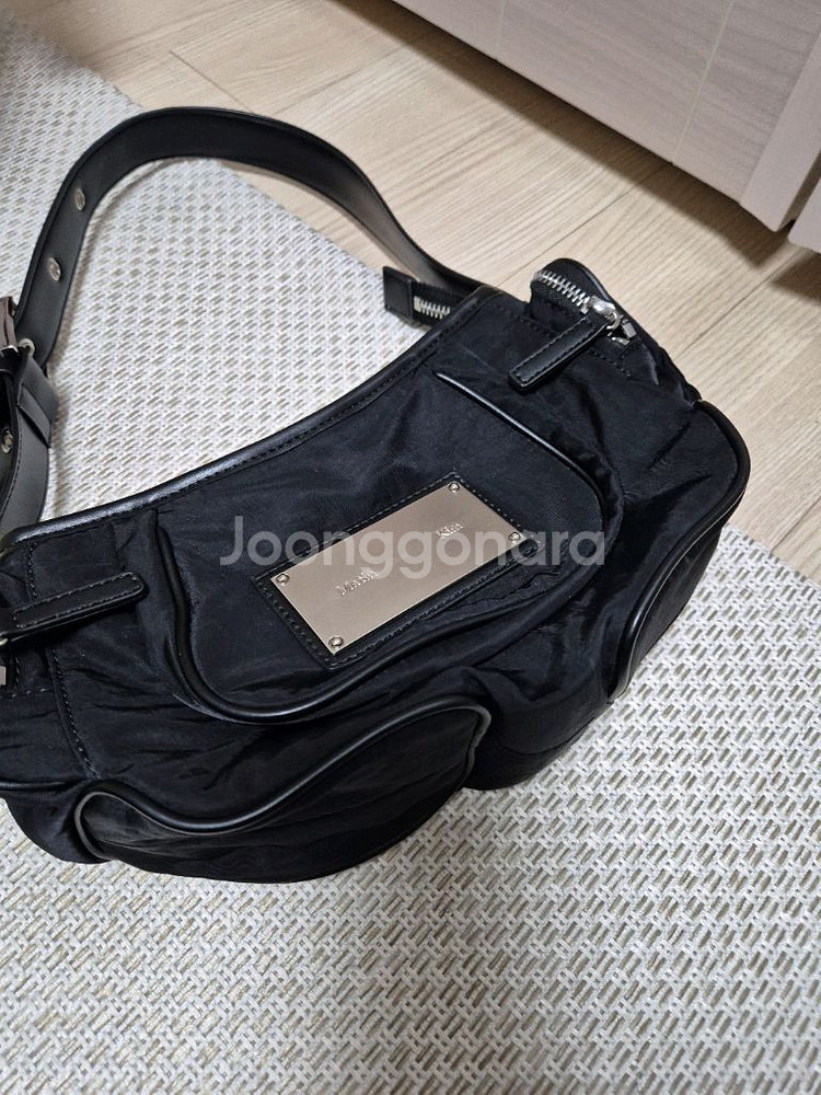 마뗑킴 마들렌 라운드백 블랙--4