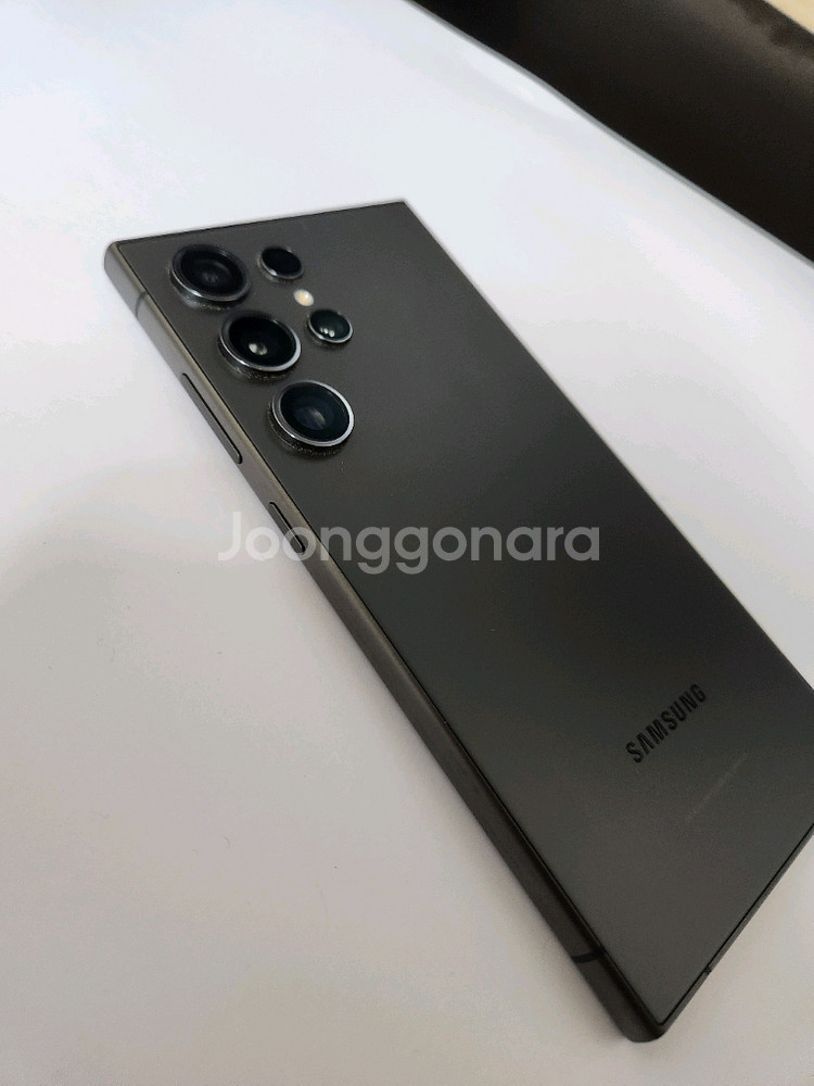 갤럭시 S24울트라 512기가 잔상없어요 블랙--1