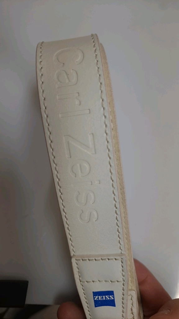 소니 A6000 A6500 정품 짜이스 zeiss 가죽스트랩 - 안심되는 중고거래