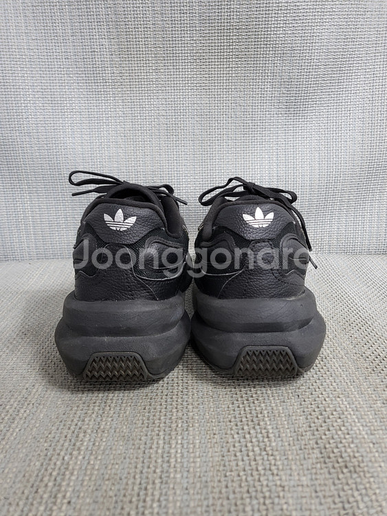 아디다스 운동화 235--3