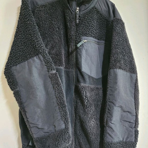 유니클로 엔지니어드 가먼츠 후리스