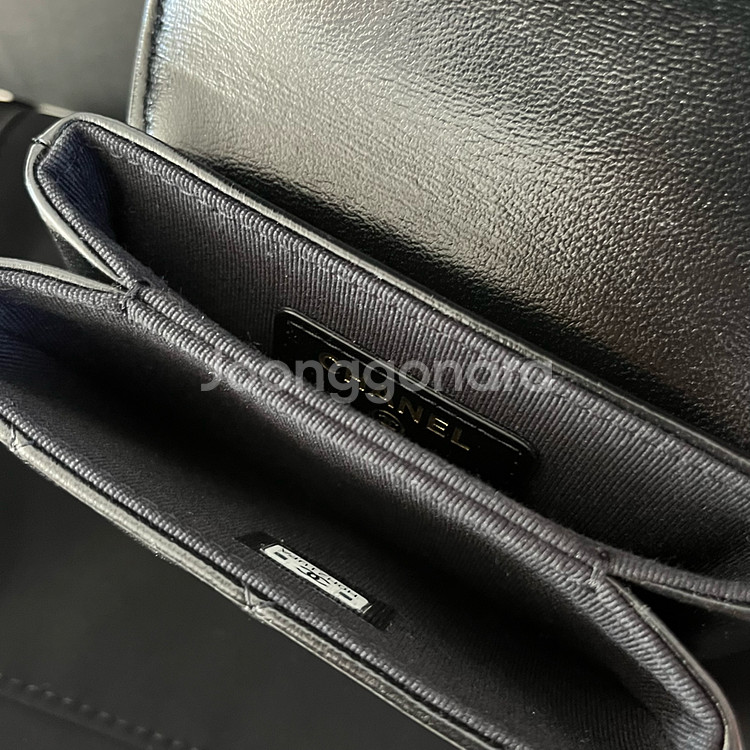 [S+급/정품] 샤넬 23A 미니 체인백 플랩 월릿 가방 AP3372--8