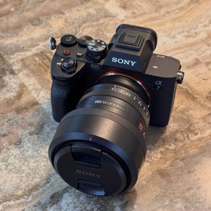 소니 A7M4 바디 + 35.4GM + B+W필터
