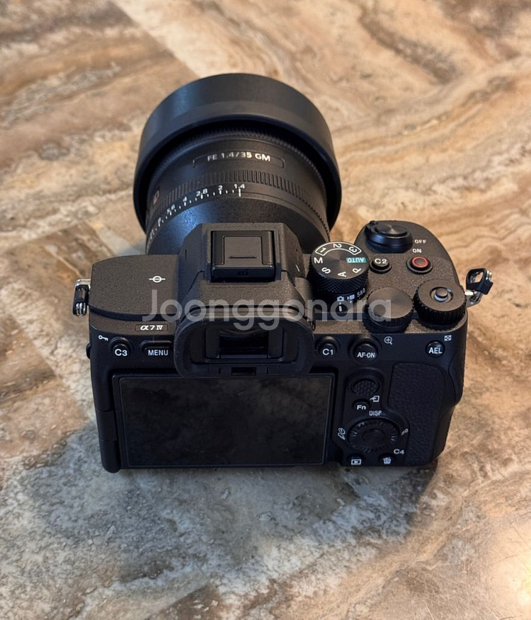 소니 A7M4 바디 + 35.4GM + B+W필터--1