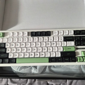 독거미 F87 pro 풀박스 판매합니다 + hmx신하이 스위치