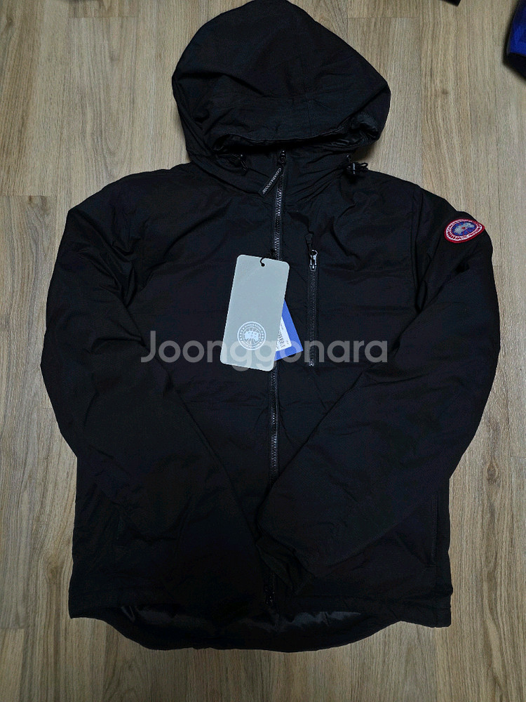 캐나다구스 롯지 패딩 블랙 s사이즈(95-100) 판매합니다.--0