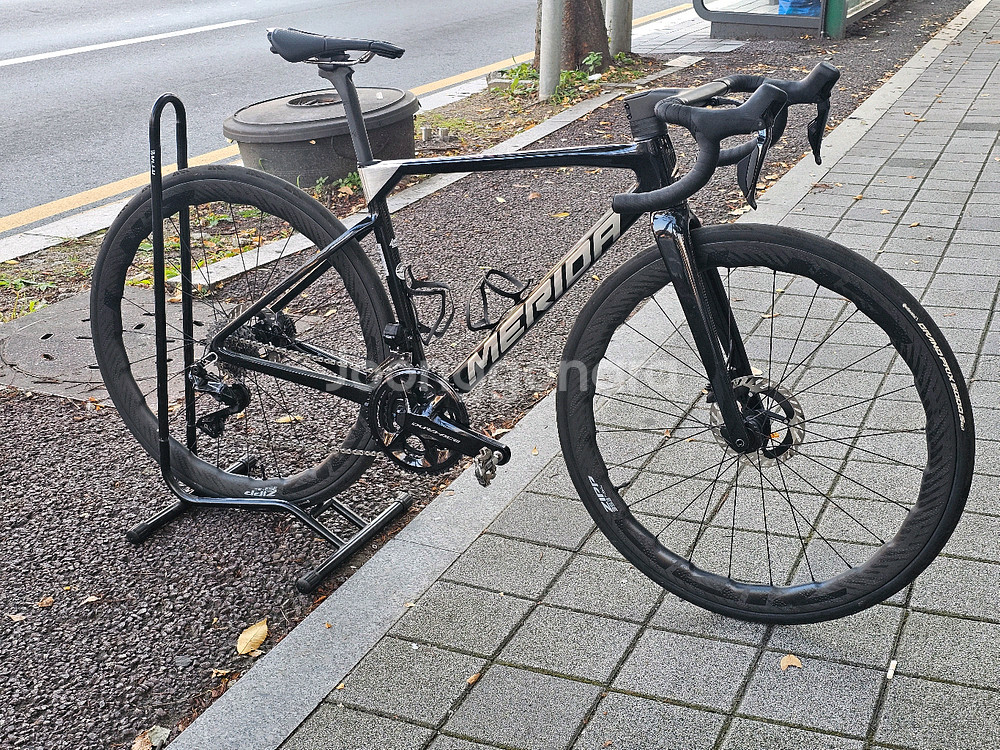 메리다 스컬트라 6000 로드바이크--1