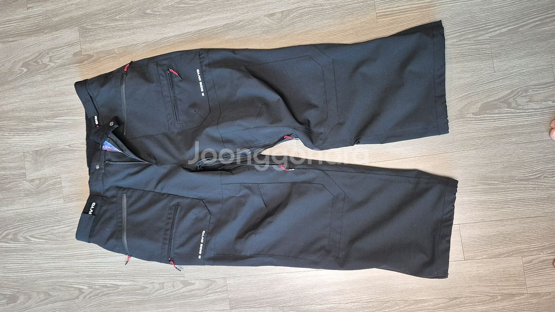 2425 ovyo 3L 보드복 XL상하의 팝니다.(오비오 3L보드복, 25만)--4