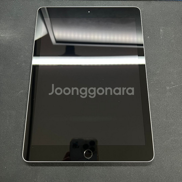 아이패드6세대 32기가 WiFi 배터리85%--0