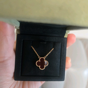 반클리프앤아펠 알함브라 목걸이 빈티지 커넬리언