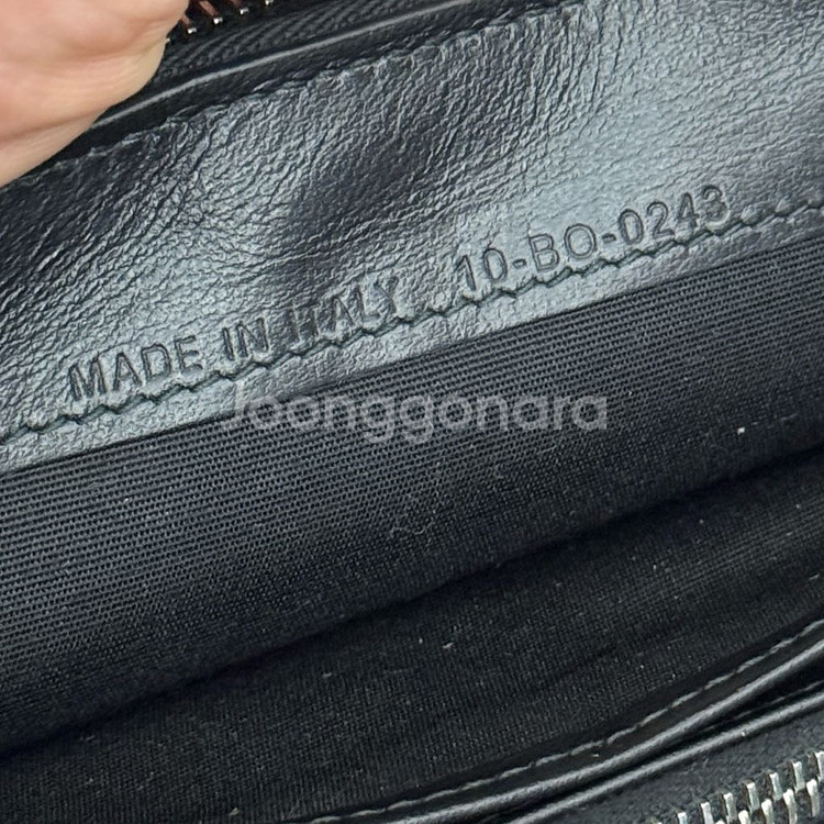 [새상품급]디올 오블리크 갤럭시 지퍼돌이 장지갑--8